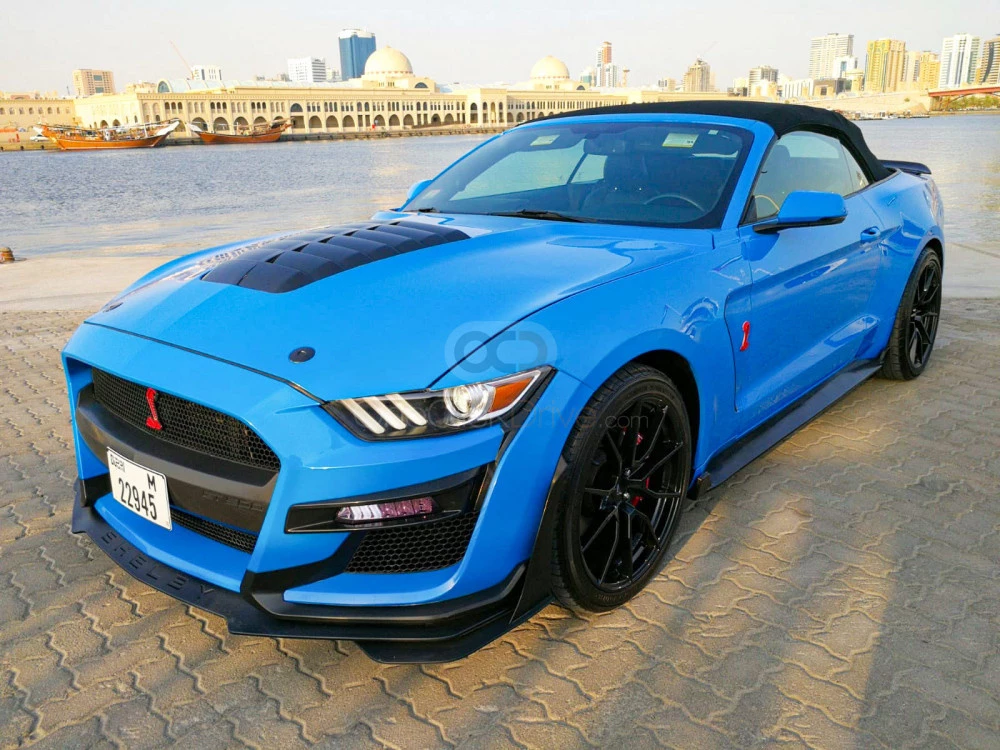 Blue Ford Mustang Shelby GT350 Convertible V4 2018 for rent in Dubai 6